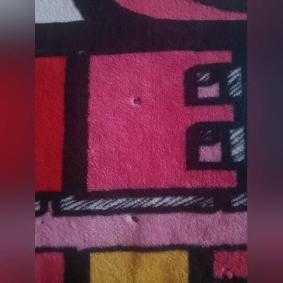 Hello kitty warm and cozy blanket - Picture 10 of 16